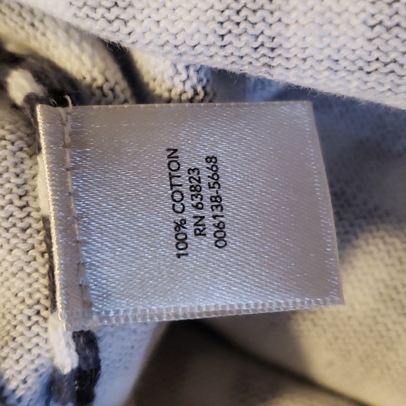 Christopher & Banks Sweater - Picture 11 of 11